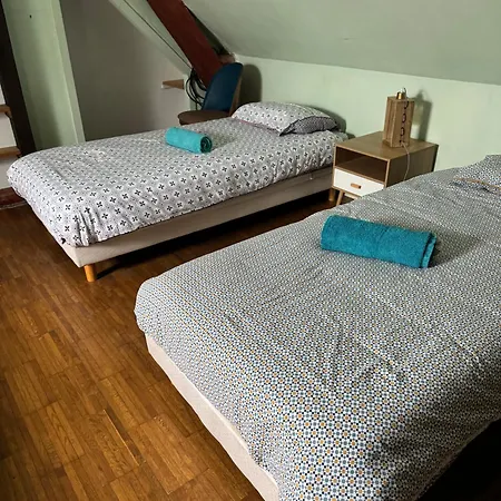 Casa de hóspedes Rêves De Gamins De Gauche, 4 Couchages Dans De Campagne La Camusière, Proche Du Pôle Européen Et Du Circuit Des 24h Champagne (Sarthe)